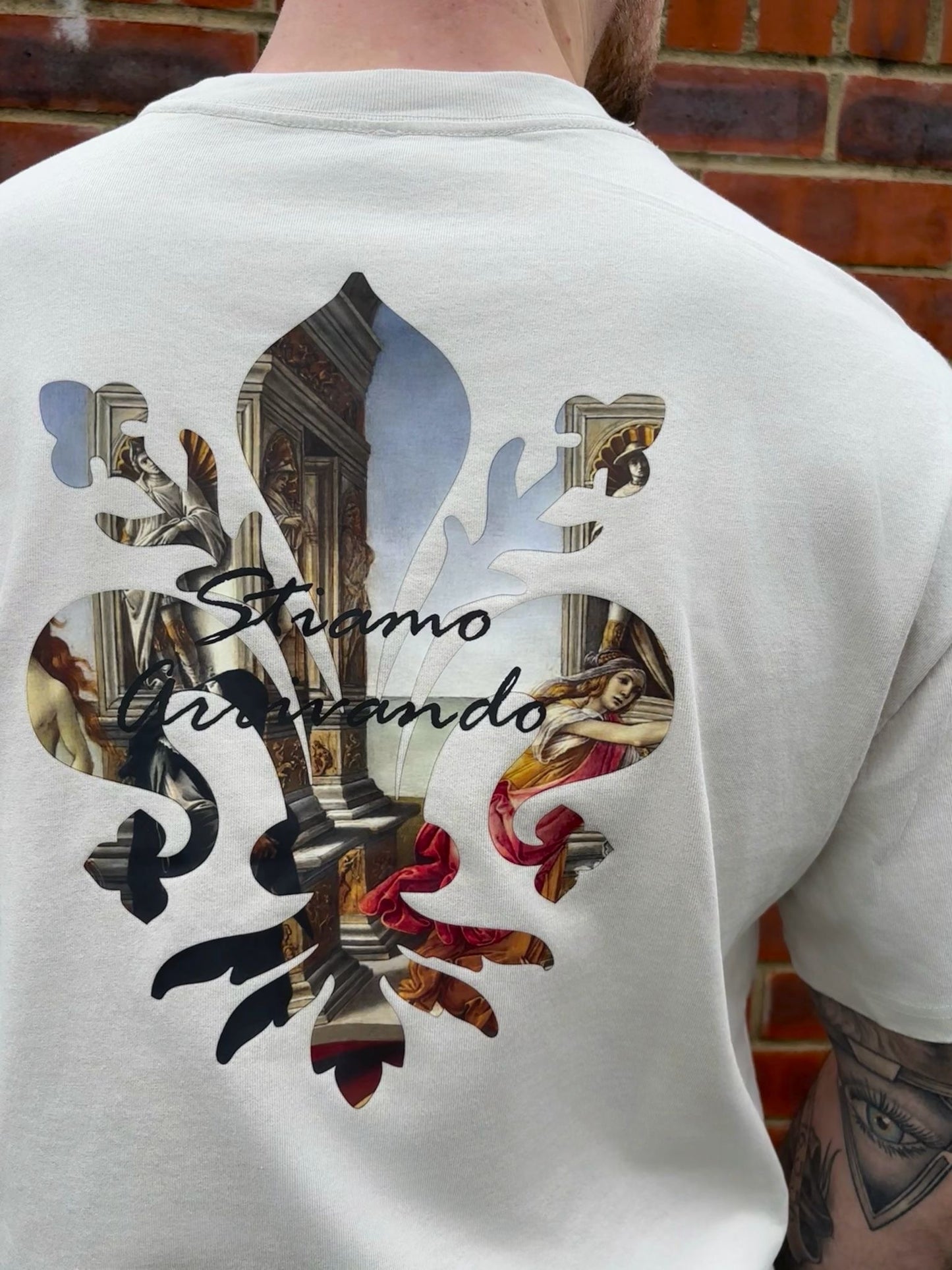 STIAMO ARRIVANDO (Bone)